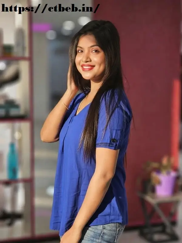female escort Mapusa profile